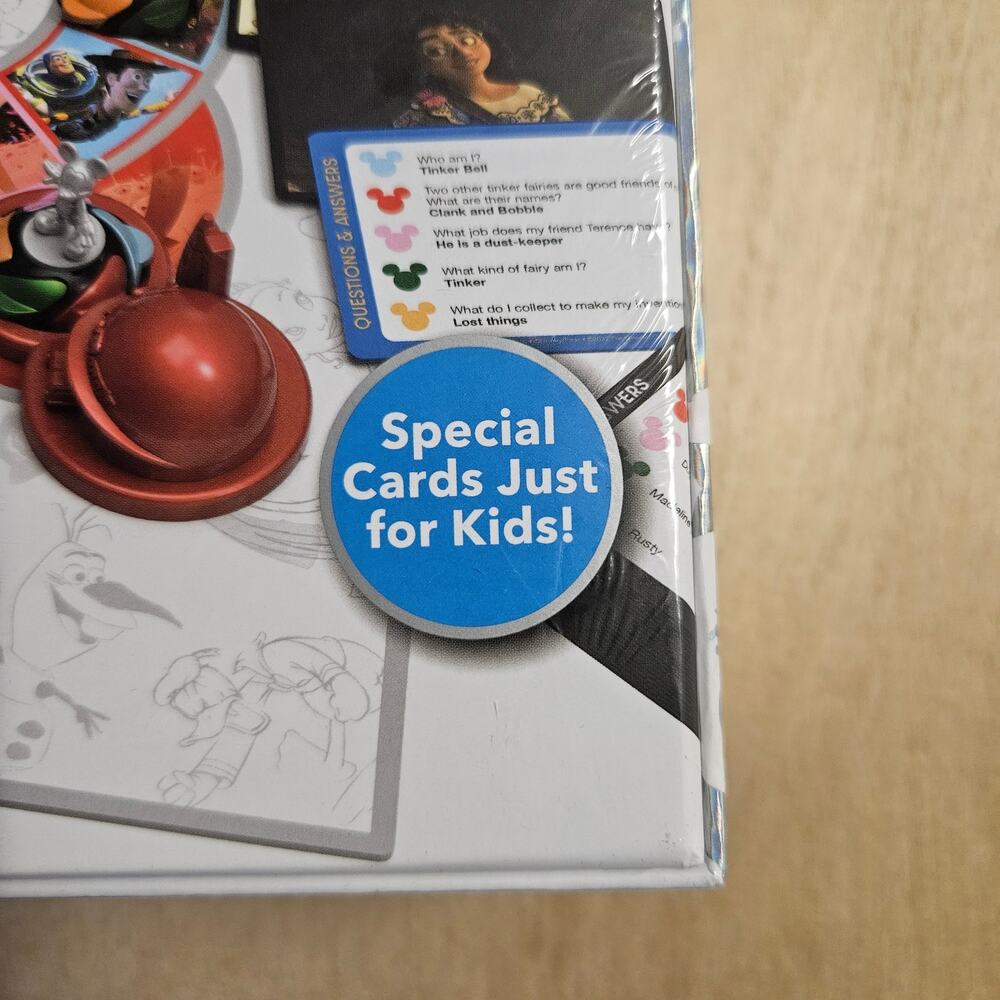 Disney Trivia 100 Years of Wonder Board Game PlayMonster Family Game - Picture 6 of 9